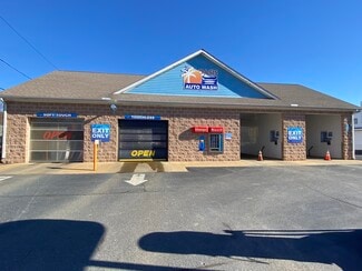 Plus de détails pour 127 W Main St, Stafford Springs, CT - Spécialité à vendre