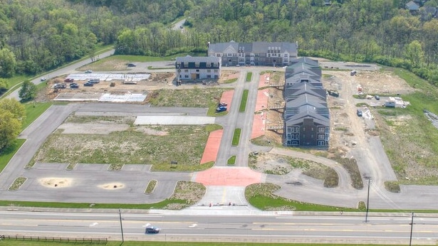 1207 N Bend Rd, Hebron, KY for lease - Building Photo - Image 2 of 6