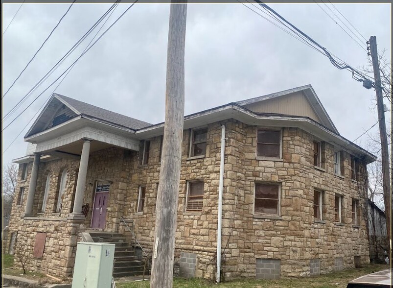 2830 N 17th St, Kansas City, KS for sale - Building Photo - Image 2 of 6