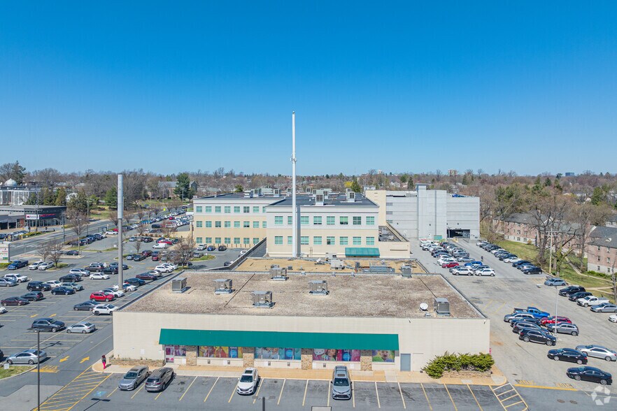 6311-6325 York Rd, Baltimore, MD à vendre - Photo du bâtiment - Image 3 de 8