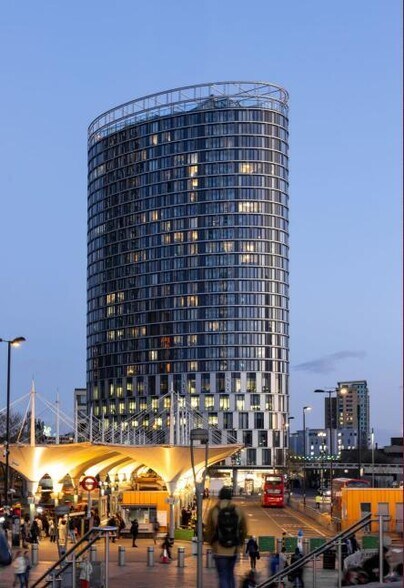 Station St, Londres à louer - Photo du bâtiment - Image 3 de 40