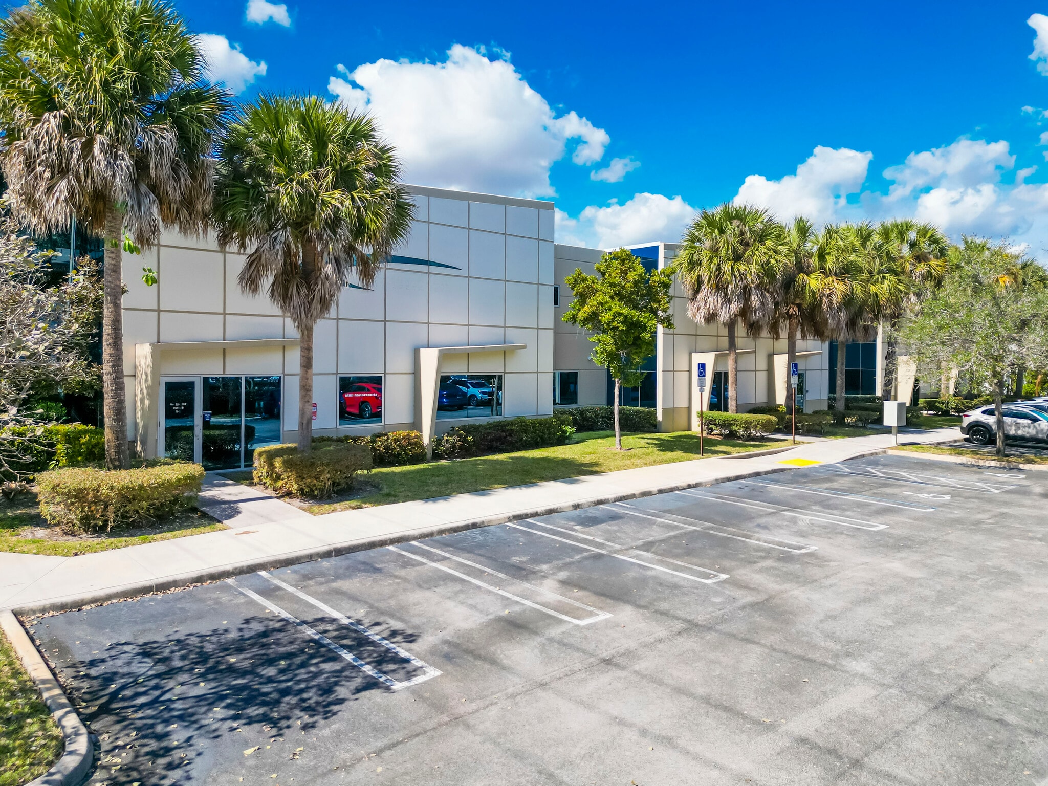 3900 NW 126th Ave, Coral Springs, FL for sale Primary Photo- Image 1 of 29