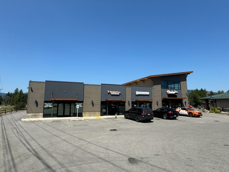 204 W Walnut St, Newport, WA for lease - Primary Photo - Image 1 of 4