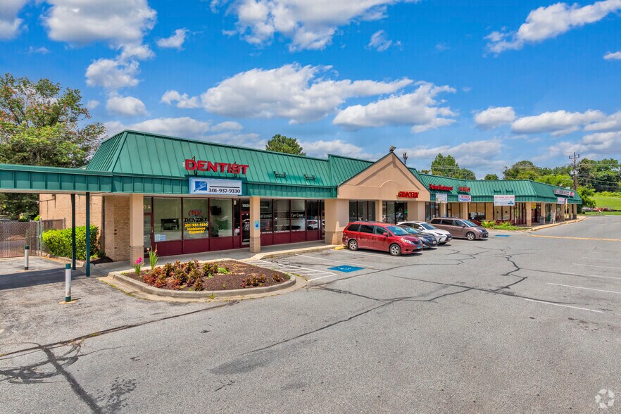 10800-10820 Rhode Island Ave, Beltsville, MD à louer - Photo du bâtiment - Image 1 de 8