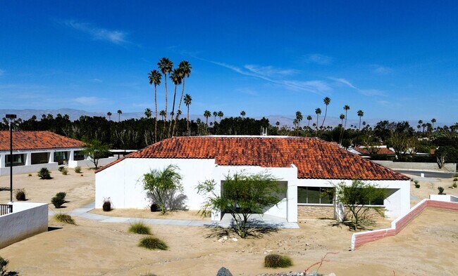 Plus de détails pour 72120-72140 Magnesia Falls Dr, Rancho Mirage, CA - Bureau à louer