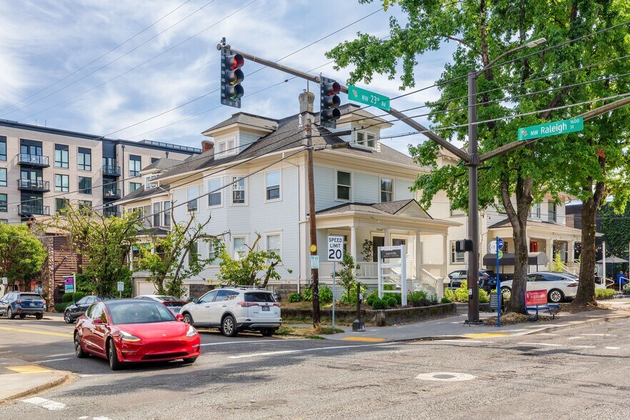 1536 NW 23rd Ave, Portland, OR for sale - Building Photo - Image 3 of 16