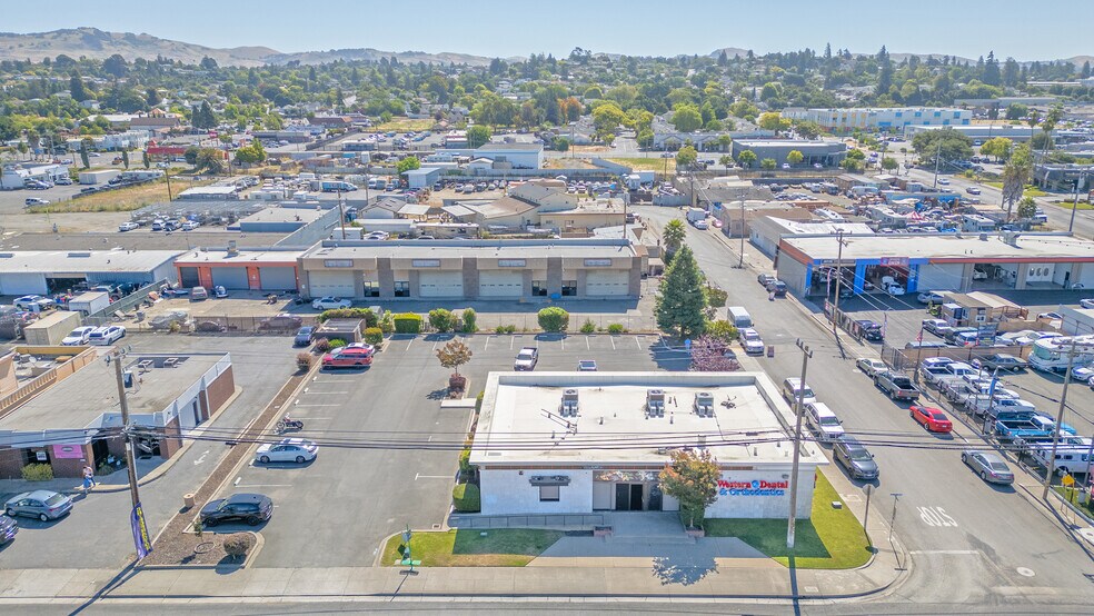 3400 Sonoma Blvd, Vallejo, CA à louer - Photo du bâtiment - Image 2 de 19