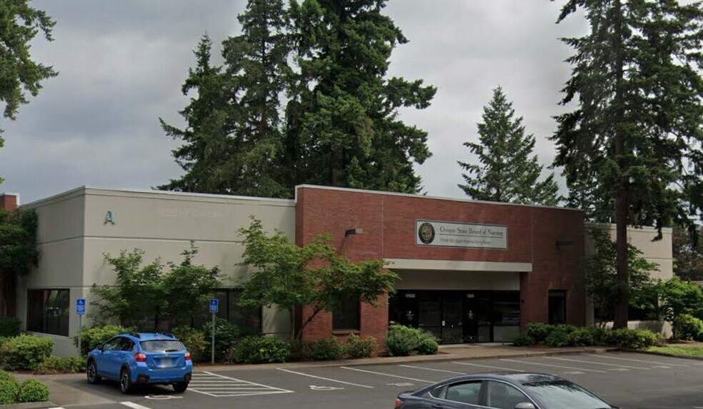 17858 SW Upper Boones Ferry Rd, Portland, OR à louer - Photo du bâtiment - Image 2 de 4