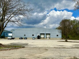 Concord Industrial/Warehouse Space - Entrepôt