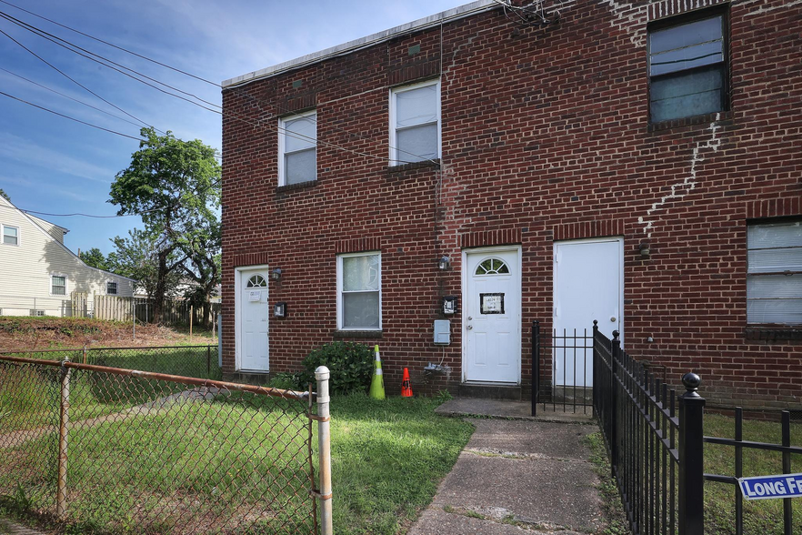 4229 Dix St NE, Washington, DC for sale - Building Photo - Image 3 of 7