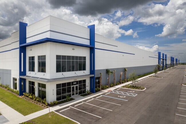 More details for 3140 Supply Chain Cir, Apopka, FL - Industrial for Lease