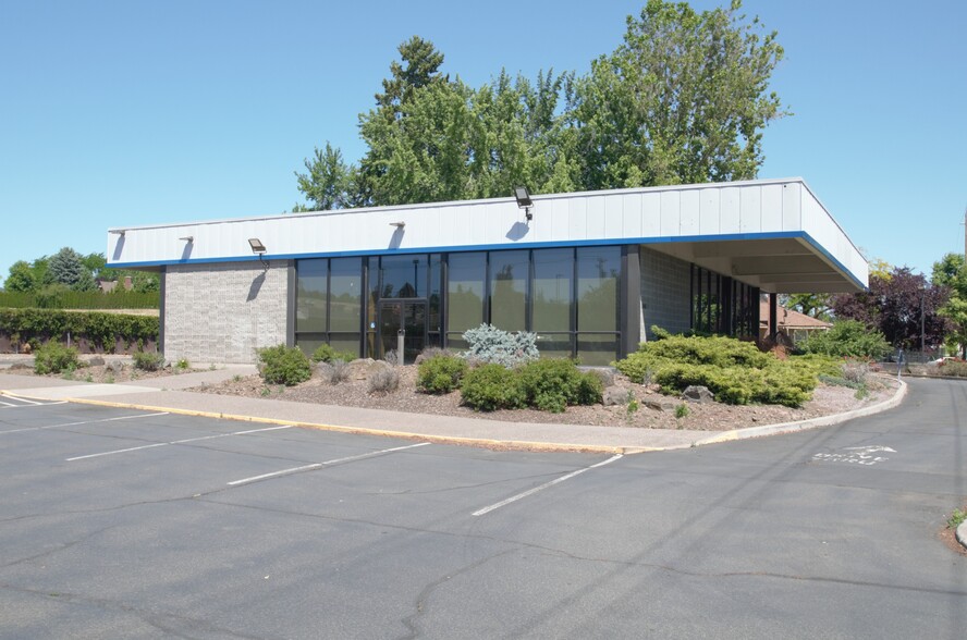 5505 Summitview Ave, Yakima, WA for lease - Building Photo - Image 1 of 11