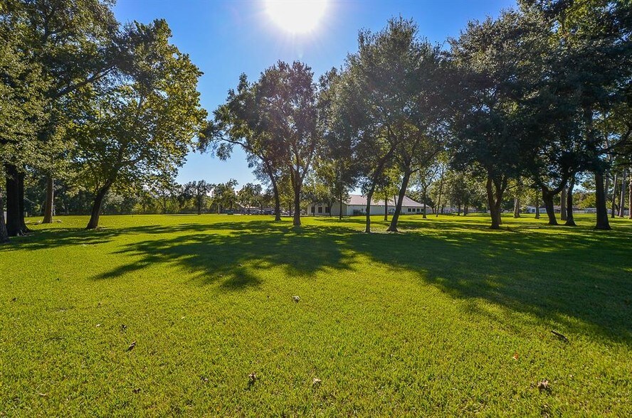 6130 Wheatley St, Houston, TX à vendre - Photo du bâtiment - Image 2 de 24