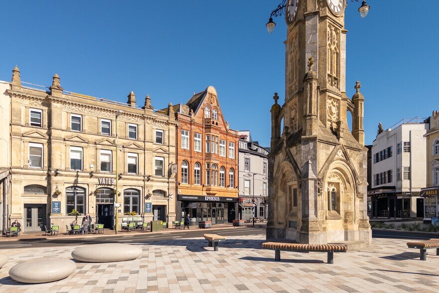 15-16 The Strand, Torquay à vendre - Photo du bâtiment - Image 2 de 8
