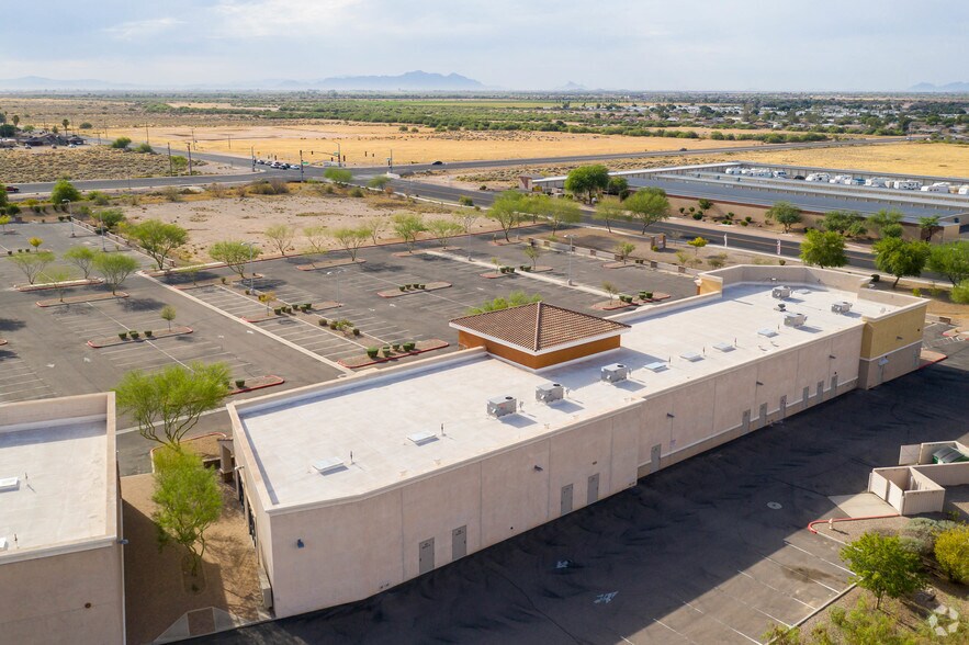 958 E Rodeo Rd, Casa Grande, AZ à vendre - Photo du bâtiment - Image 2 de 5