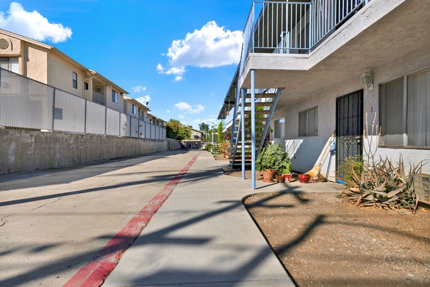 3628 S Cordoba Ave, Spring Valley, CA for sale - Building Photo - Image 3 of 12