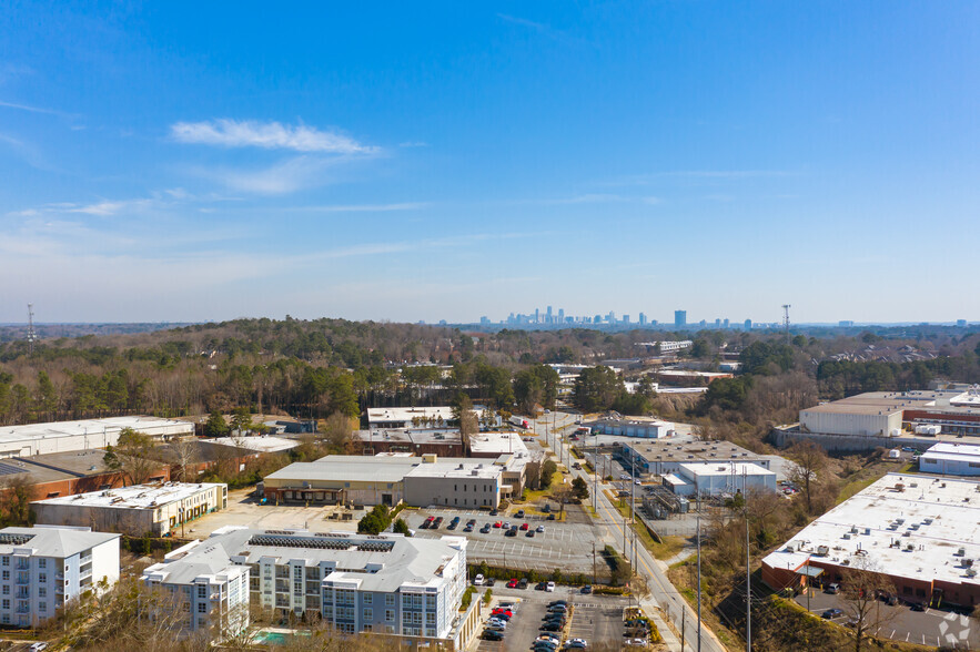 1385 Collier Rd NW, Atlanta, GA à vendre - Photo du bâtiment - Image 1 de 1