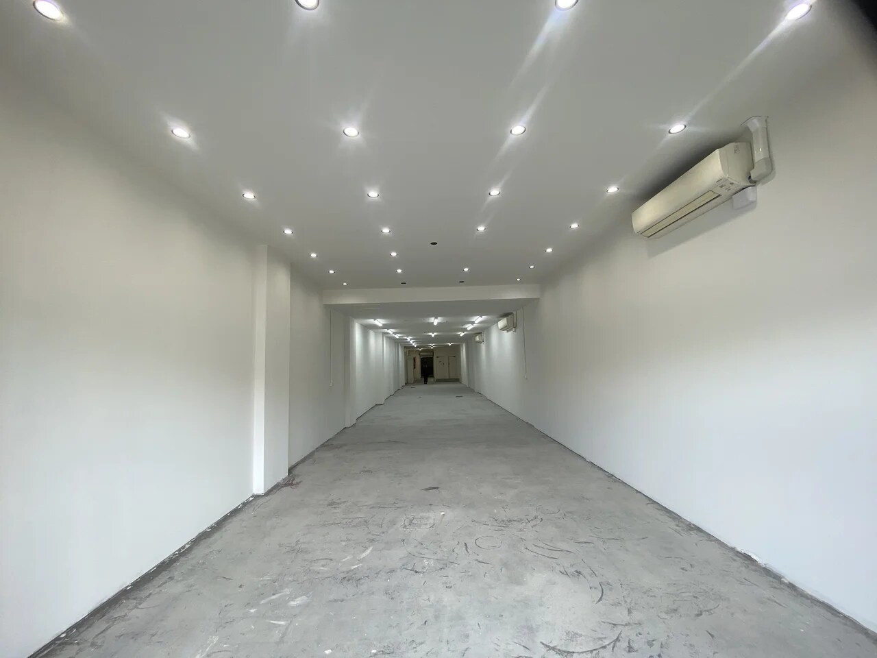 355C Bluff Rd, Hampton for lease Interior Photo- Image 1 of 5