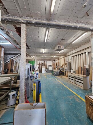 Plus de détails pour Industriel à vendre