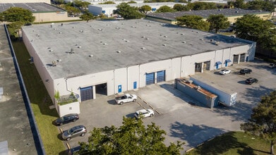 5510-5590 NW 163rd St & 5523-5535 NW 161st St, Miami Lakes, FL for lease Building Photo- Image 2 of 2