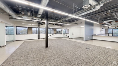 3142 Vista Way, Oceanside, CA à louer Numérisation 3D de Matterport- Image 1 de 22