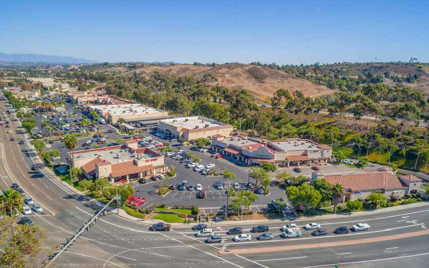 3815 Mission Ave, Oceanside, CA à vendre Photo du bâtiment- Image 1 de 1