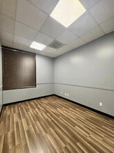 2501 Palmer Hwy, Texas City, TX for lease Interior Photo- Image 2 of 2