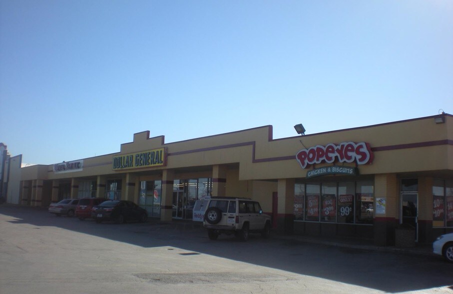 306-328 E Camp Wisdom Rd, Duncanville, TX à vendre - Photo du bâtiment - Image 2 de 6