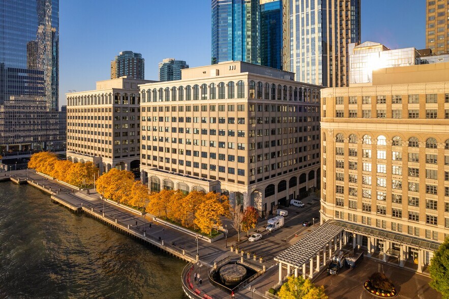 90 Hudson St, Jersey City, NJ à louer - Photo du bâtiment - Image 2 de 20