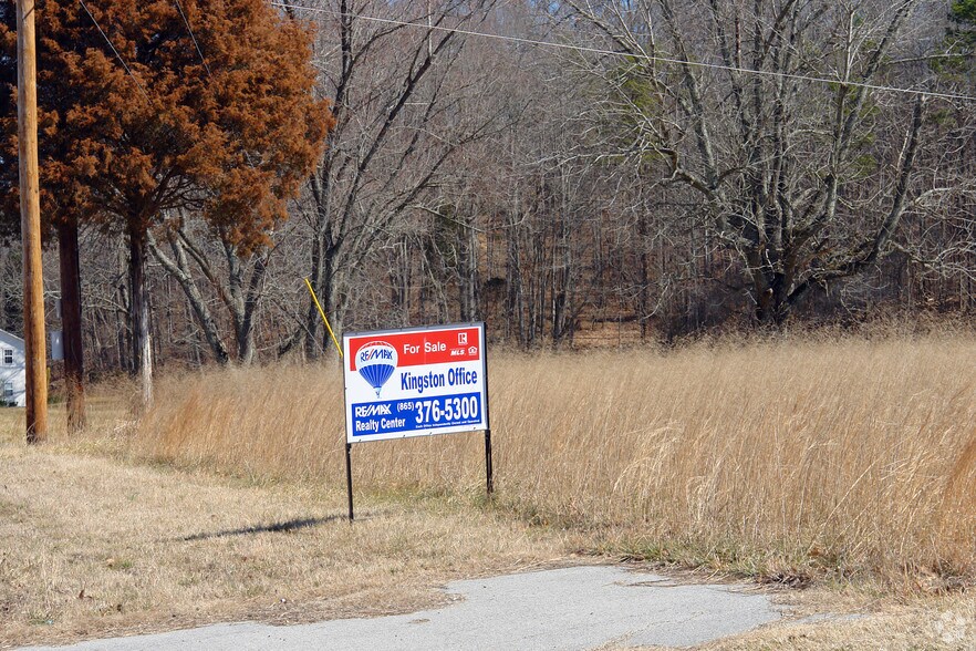 820 Gallaher Rd, Kingston, TN à vendre - Photo du bâtiment - Image 2 de 2