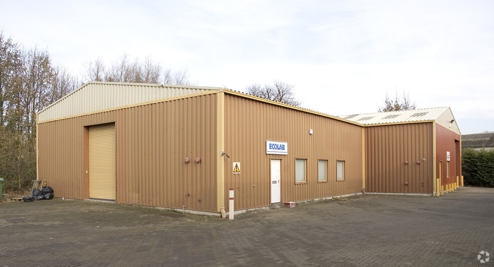 Bone Ln, Newbury for lease - Building Photo - Image 2 of 3