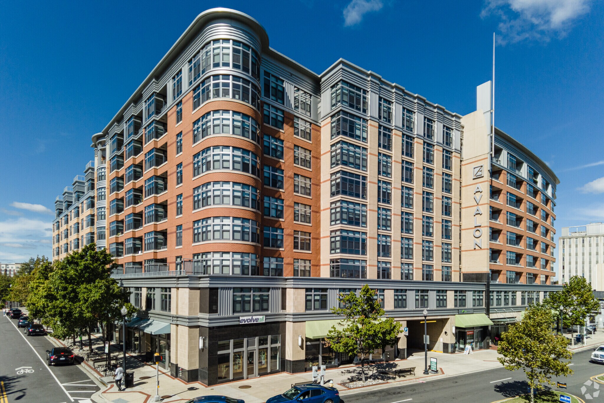 1028 S Walter Reed Dr, Arlington, VA à louer Photo principale- Image 1 de 20