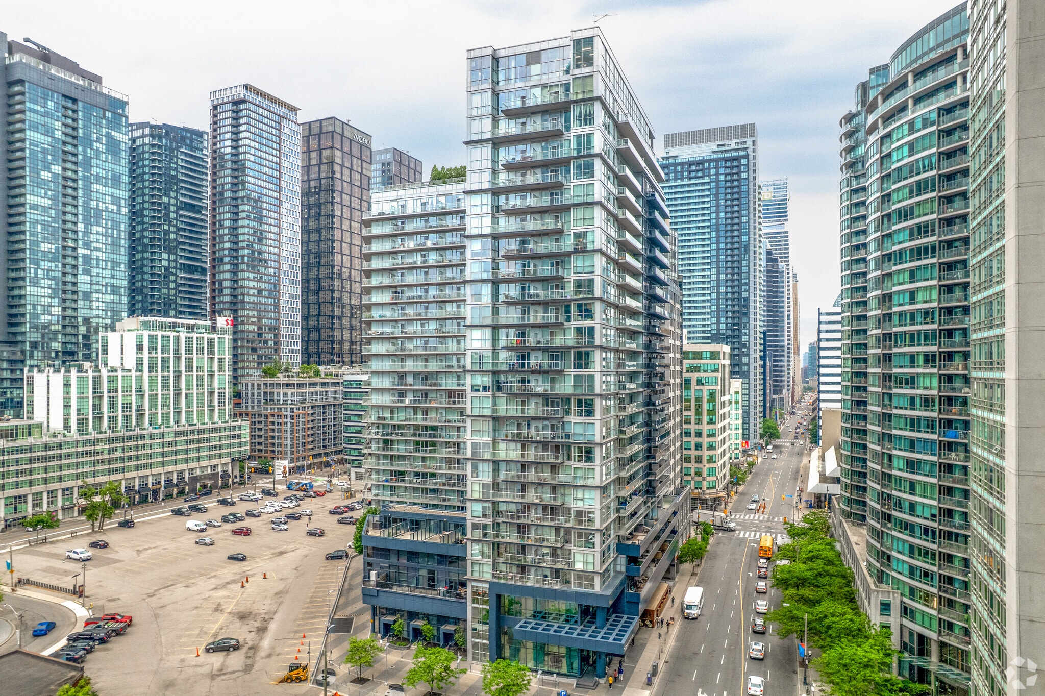 352 Front St W, Toronto, ON for sale Building Photo- Image 1 of 4