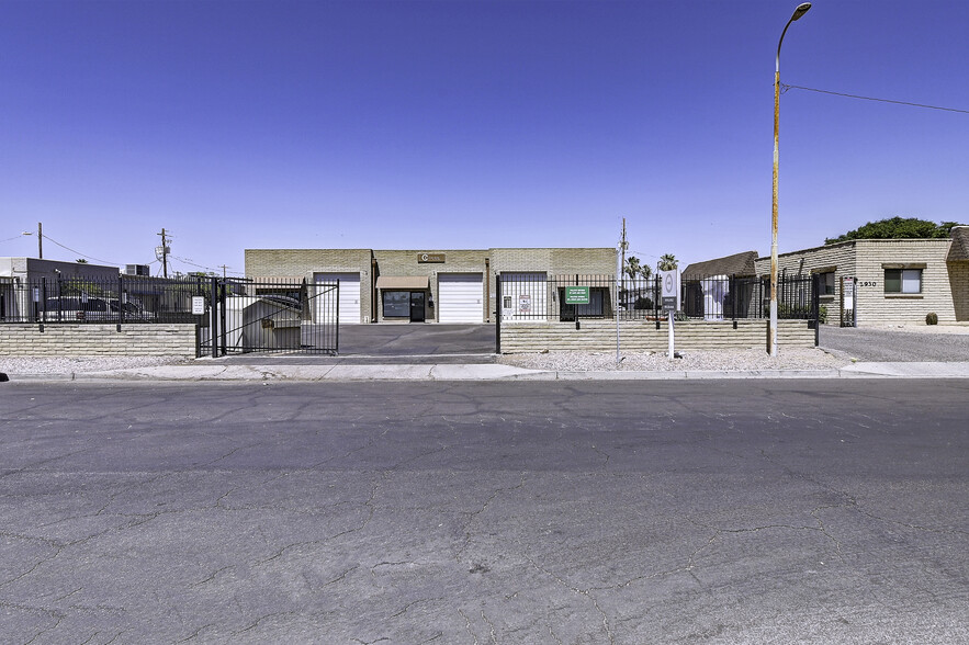 2928 N 30th St, Phoenix, AZ à louer - Photo du bâtiment - Image 3 de 12