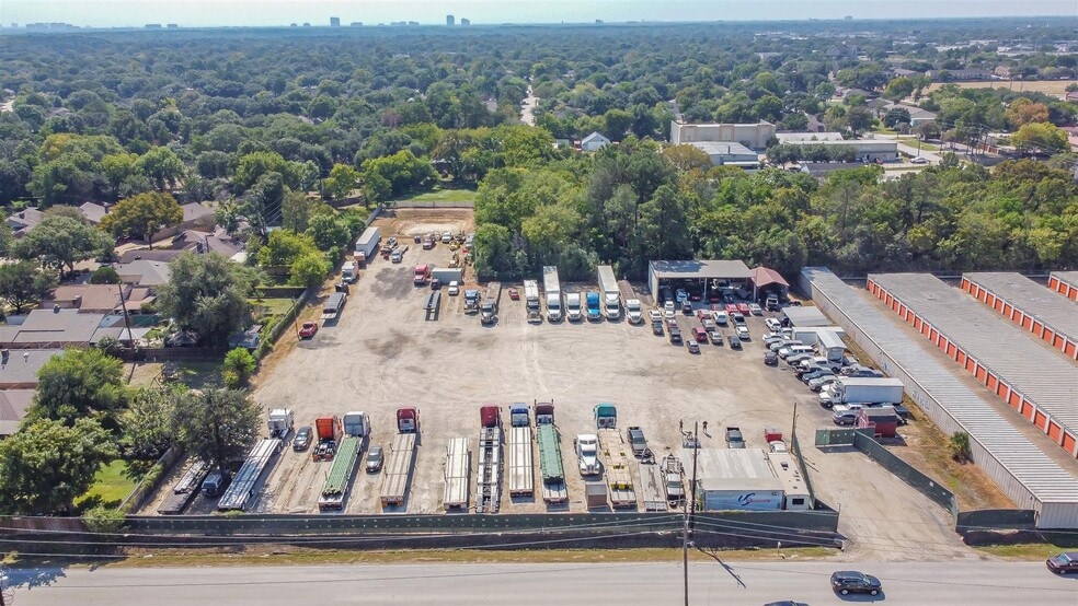 5530 Addicks Satsuma Rd, Houston, TX for lease - Building Photo - Image 2 of 14