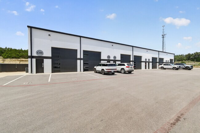 Plus de détails pour 529 E US HWY, Boerne, TX - Local d'activités à louer
