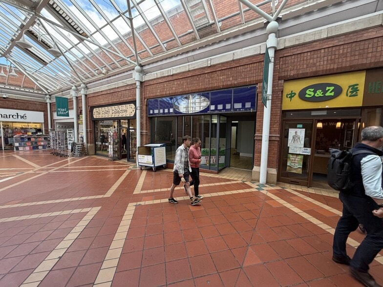 Shopping Centre, Bridgwater for lease - Building Photo - Image 3 of 14
