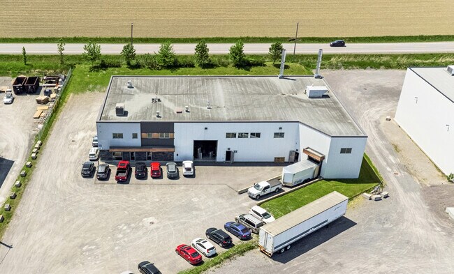 More details for 8600 Av Émilien-Letarte, Saint-Hyacinthe, QC - Industrial for Sale