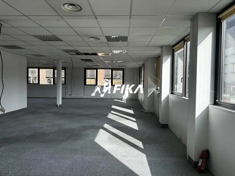 Office in Labège for lease - Interior Photo - Image 2 of 8