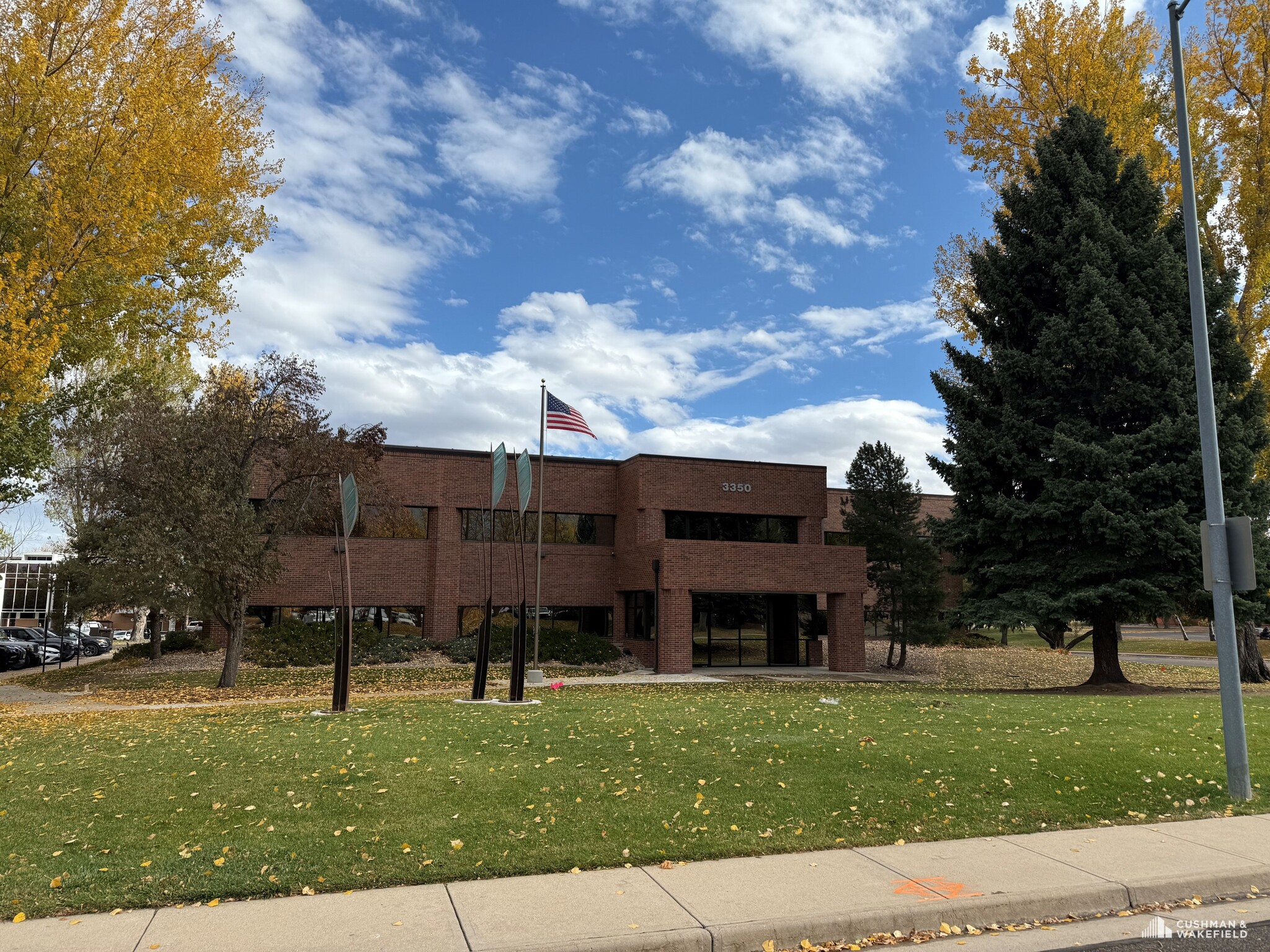 3350 Eastbrook Dr, Fort Collins, CO à louer Photo du bâtiment- Image 1 de 6