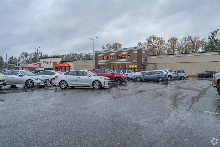 5401-5409 100th St SW, Tacoma, WA à louer - Photo du bâtiment - Image 2 de 6