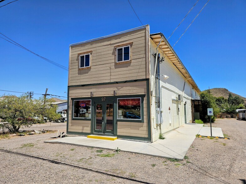 97 Center Ave, Bisbee, AZ à vendre - Photo du bâtiment - Image 2 de 32