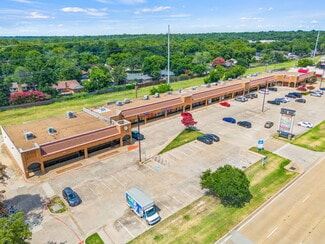 Plus de détails pour 2401 W Pioneer Pky, Pantego, TX - Commerce de détail à louer