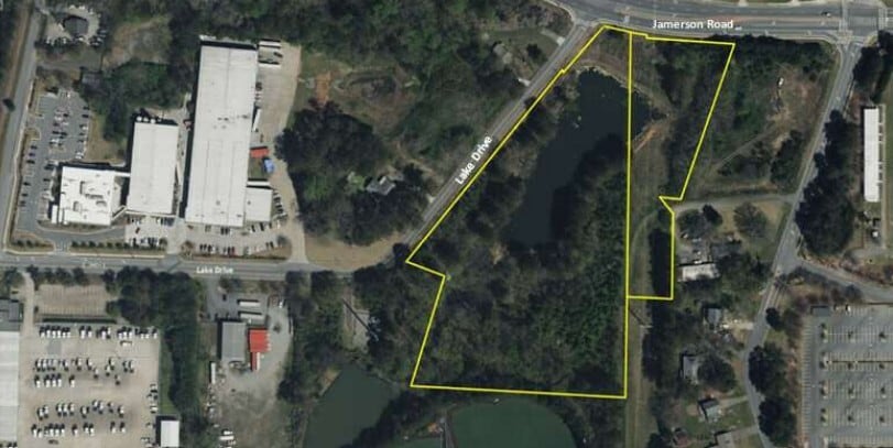 4775 Lake Dr, Marietta, GA for sale - Primary Photo - Image 2 of 3