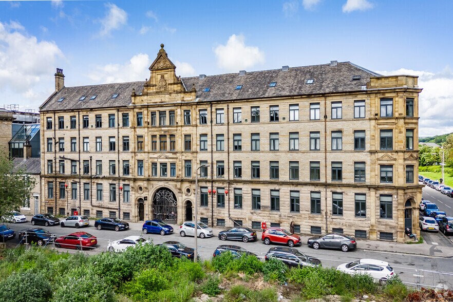 Cape St, Bradford à louer - Photo du bâtiment - Image 3 de 27