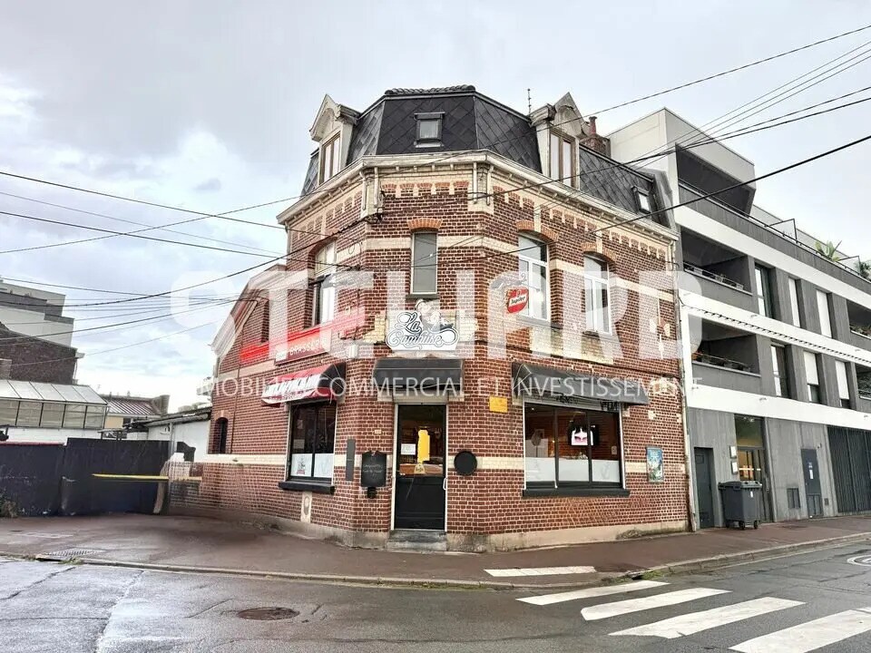 Retail in Lille for lease Building Photo- Image 1 of 12