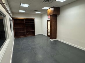 255 47th St, Brooklyn, NY for lease Interior Photo- Image 2 of 2