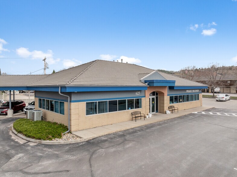 625 Flormann St, Rapid City, SD à vendre - Photo du bâtiment - Image 2 de 15