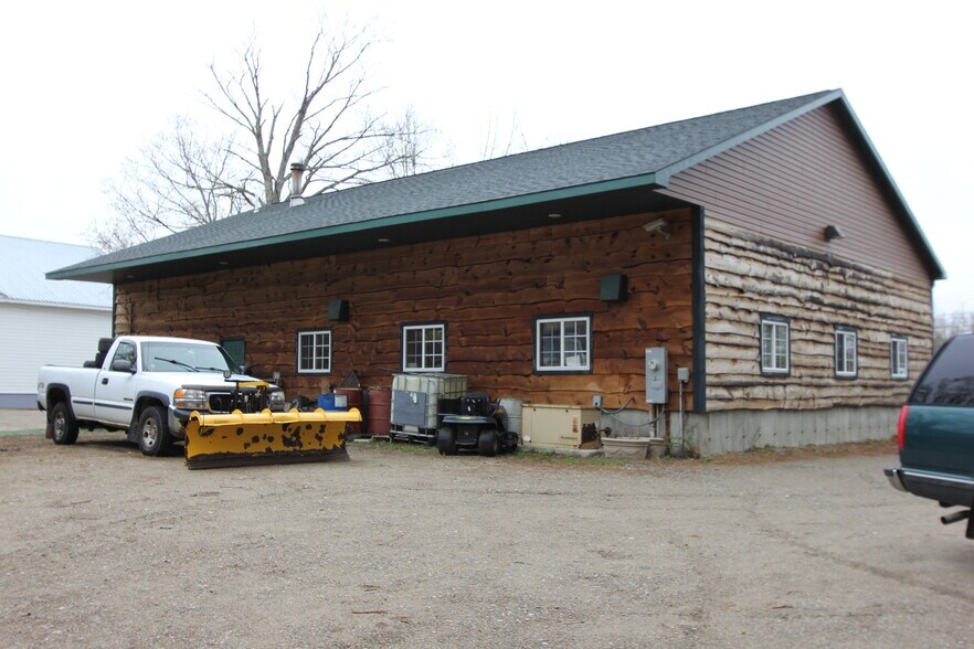 48 S Main St, Andover, ME à vendre - Photo du bâtiment - Image 2 de 53