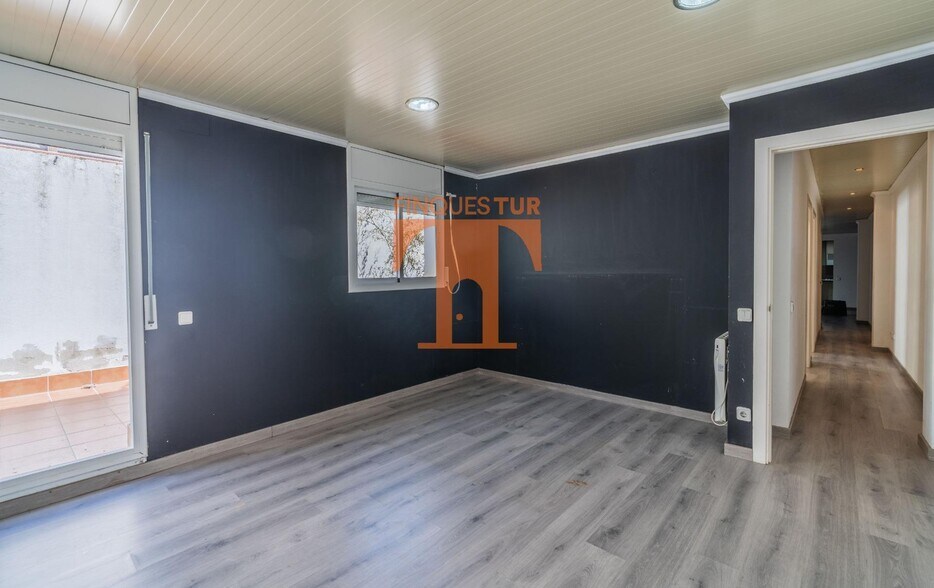 Multifamily in Palafolls, Barcelona for sale - Interior Photo - Image 2 of 3